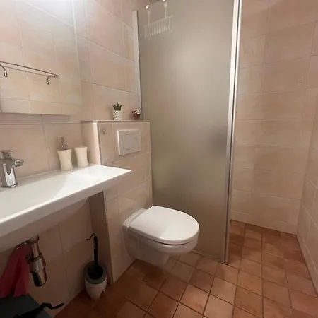 Dent-blanche, Apartmán *